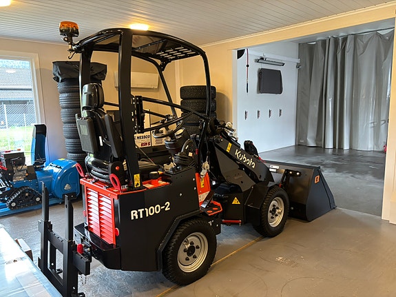 Kubota RT100-2 6 of 25