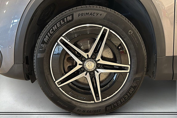 Mercedes-Benz EQA300 21 of 24