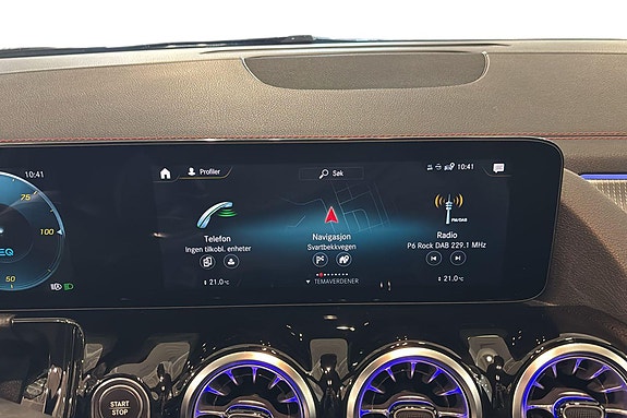 Mercedes-Benz EQA300 15 of 24