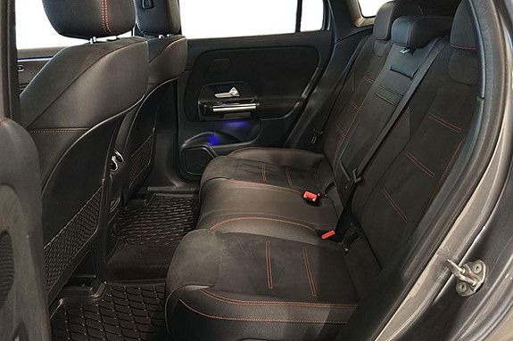 Mercedes-Benz EQA300 17 of 24