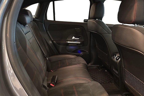 Mercedes-Benz EQA300 18 of 24