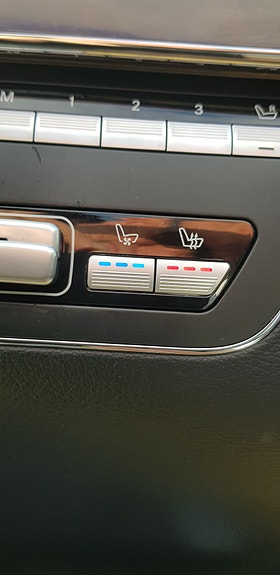 Mercedes-Benz S550 10 of 12