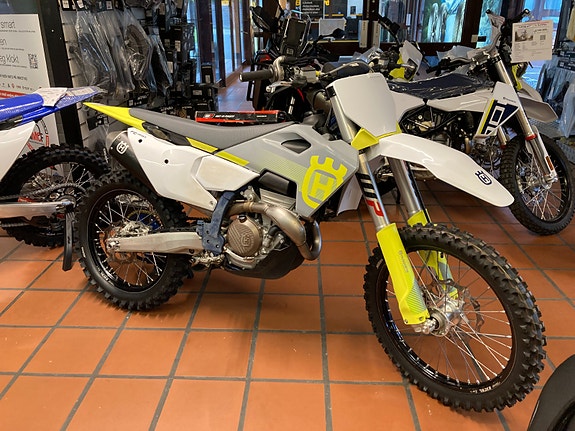 Husqvarna FC 350 - Kun 32 timer / 1 eier 2 of 30