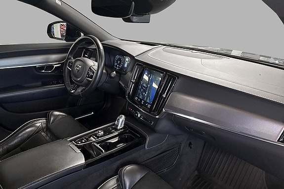 Volvo V90 11 of 30