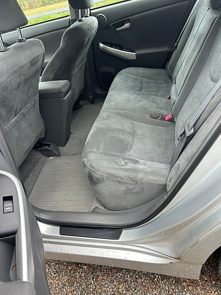 Toyota Prius 6 of 20