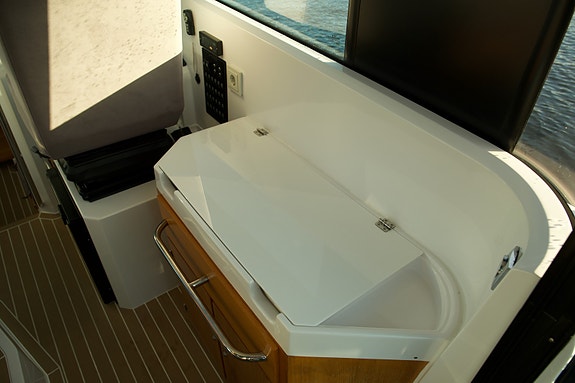 XO 270 Front Cabin 2X Splitter nye Mercury 250hk | Byttet i 2026 | Velutstyrt | 18 of 30