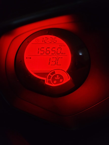 Yamaha X-Max 250 7 of 12