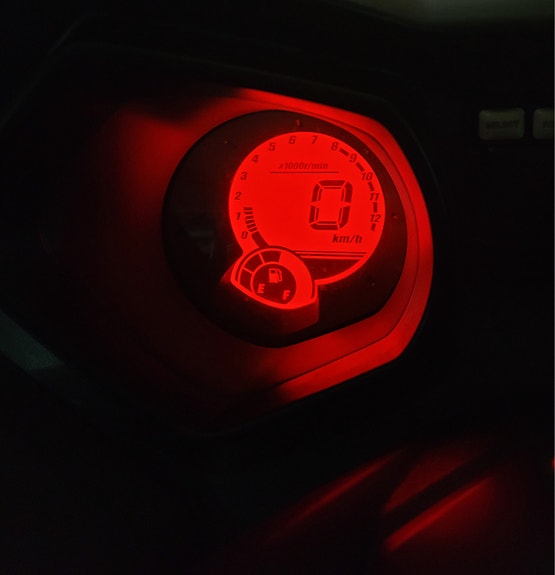 Yamaha X-Max 250 9 of 12