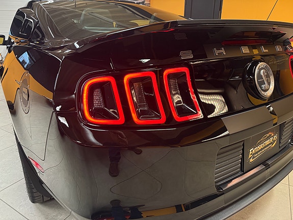 Ford Mustang 17 of 30