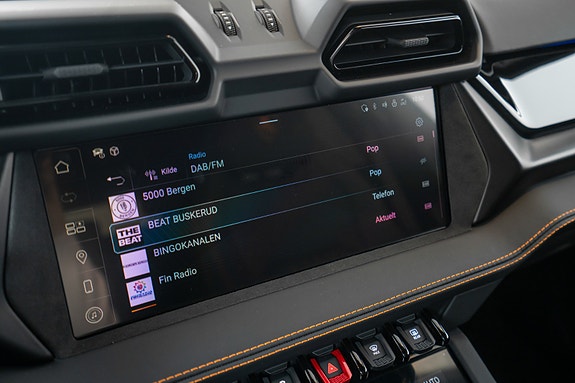 Lamborghini Urus 29 of 30