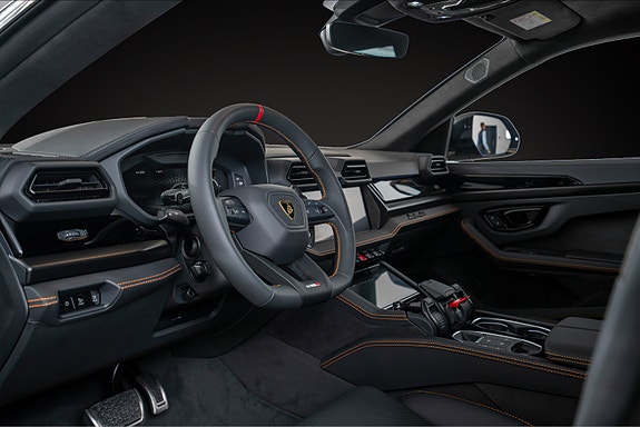 Lamborghini Urus 11 of 30