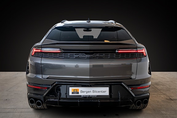 Lamborghini Urus 10 of 30