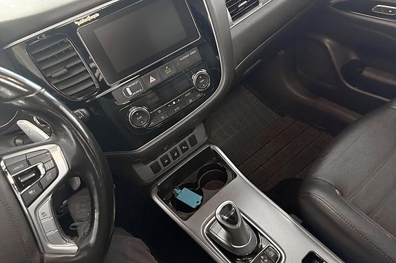 Mitsubishi Outlander 11 of 26