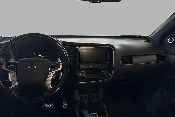 Mitsubishi Outlander 8 of 26