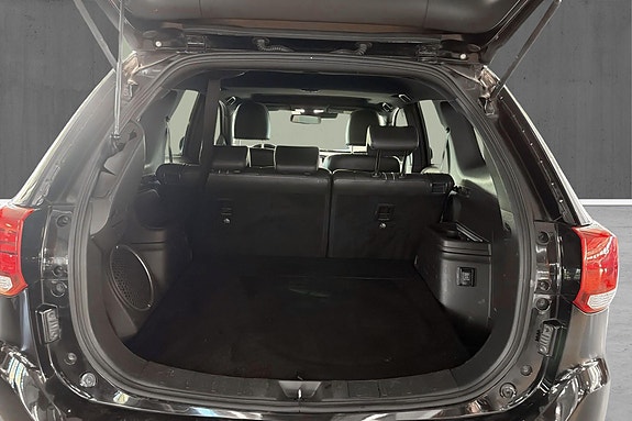 Mitsubishi Outlander 13 of 26