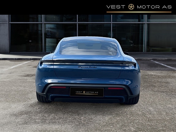 Porsche Taycan Turbo 6 of 30
