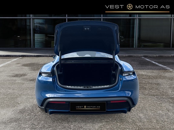 Porsche Taycan Turbo 7 of 30