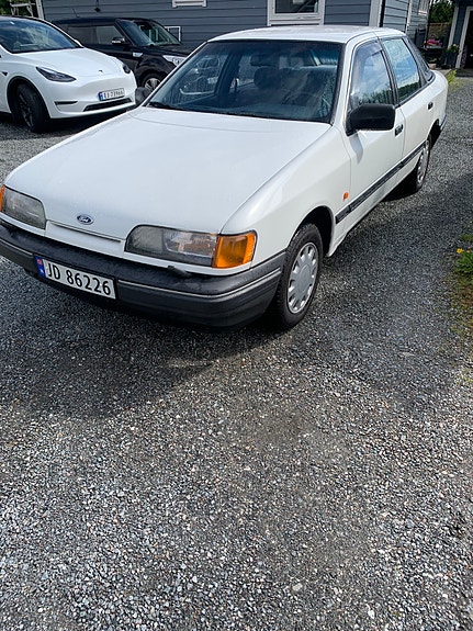 Ford Scorpio