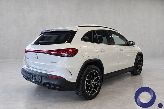Mercedes-Benz EQA300 4 of 26
