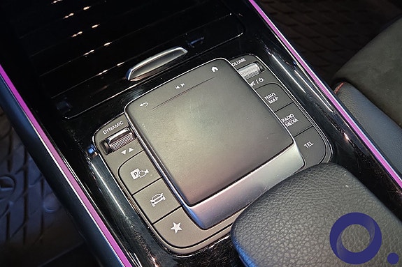 Mercedes-Benz EQA300 21 of 26