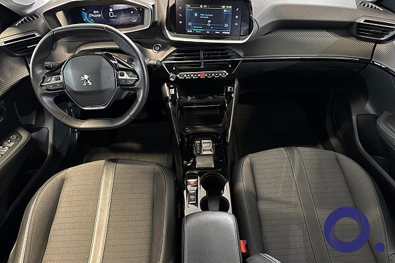 Peugeot e-208 15 of 17