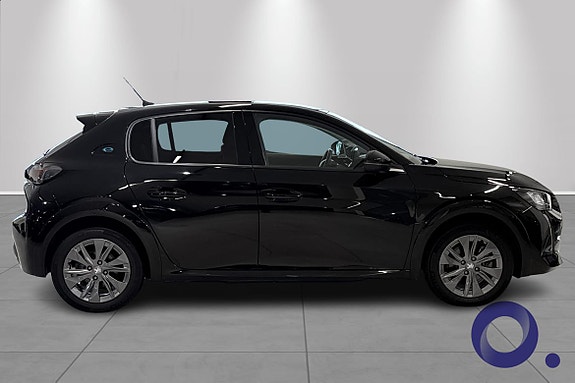 Peugeot e-208 7 of 17