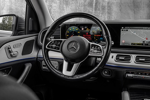 Mercedes-Benz GLE350 de 14 of 30