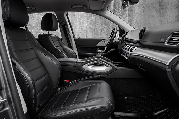 Mercedes-Benz GLE350 de 12 of 30