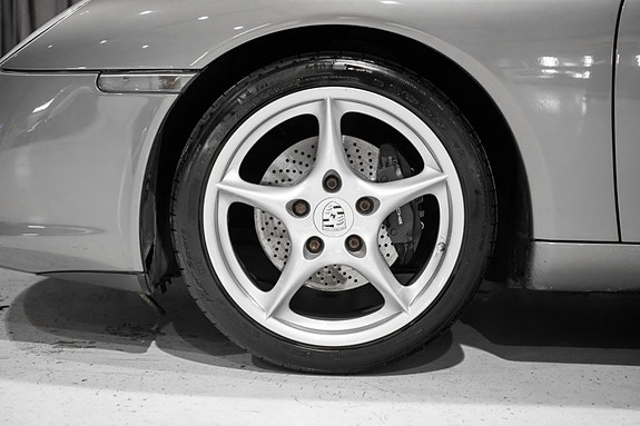 Porsche 911 12 of 30