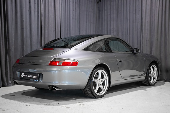 Porsche 911 2 of 30