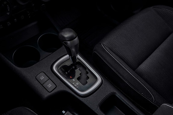 Toyota HiLux 13 of 30