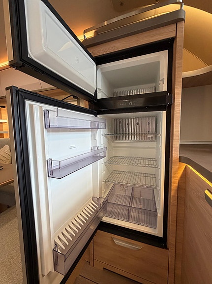 Knaus 650 PEB 60 Years / Alde / Solcelle / Dusj / TV 23 of 30