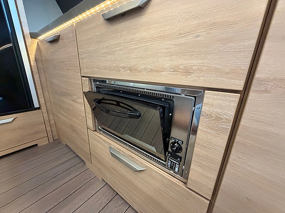 Knaus 650 PEB 60 Years / Alde / Solcelle / Dusj / TV 21 of 30