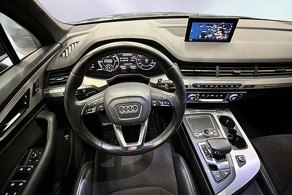 Audi Q7 19 of 23