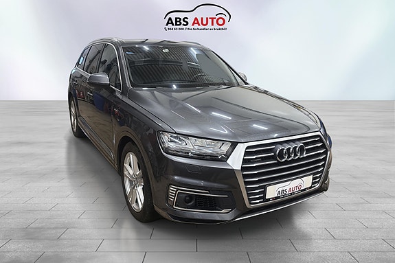 Audi Q7 3 of 23