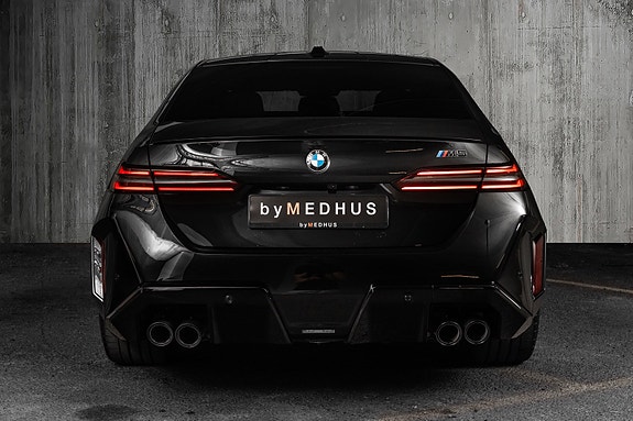 BMW M5 7 of 30