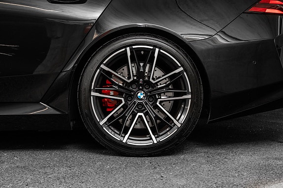 BMW M5 18 of 30