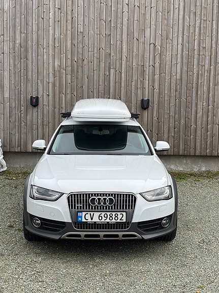 Audi A4 allroad 2 of 10