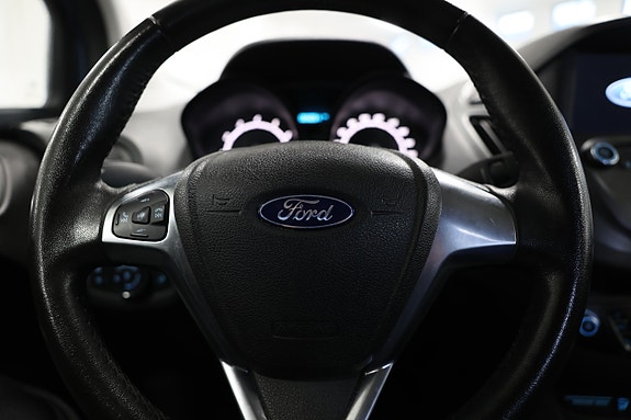Ford Transit Courier 13 of 29