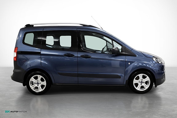 Ford Transit Courier 6 of 29