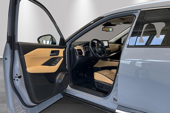 Nissan X-Trail 25 of 29