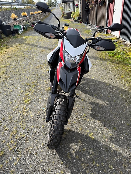 Ducati Hypermotard 4 of 5