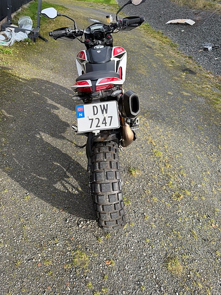 Ducati Hypermotard 2 of 5