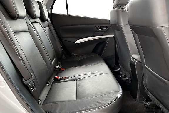 Suzuki SX4 S-Cross 22 of 28