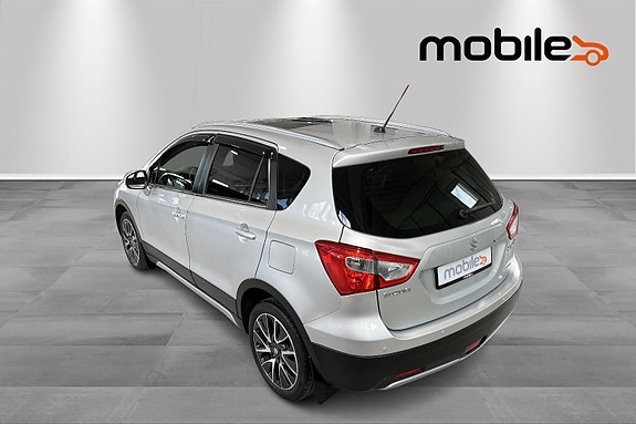 Suzuki SX4 S-Cross 28 of 28