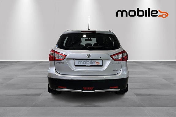 Suzuki SX4 S-Cross 4 of 28