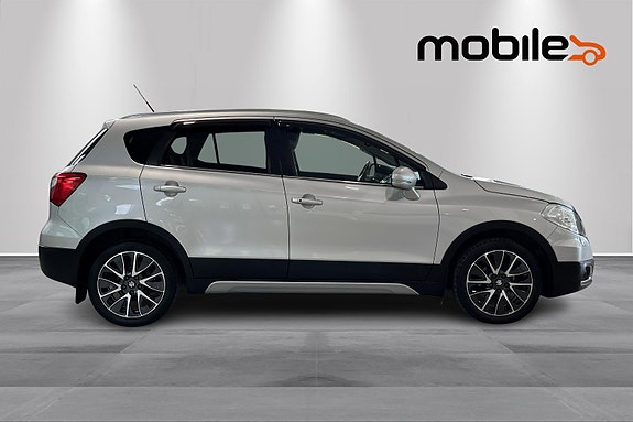 Suzuki SX4 S-Cross 2 of 28