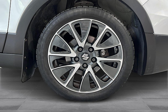 Suzuki SX4 S-Cross 24 of 28