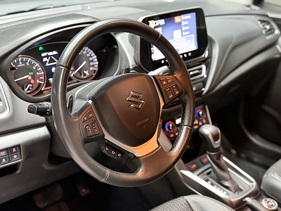 Suzuki SX4 S-Cross 12 of 23