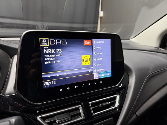 Suzuki SX4 S-Cross 16 of 23